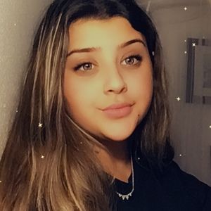 Meet your Posher, Kara